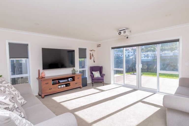 Photo of property in 33 Rochdale Drive, Churton Park, Wellington, 6037