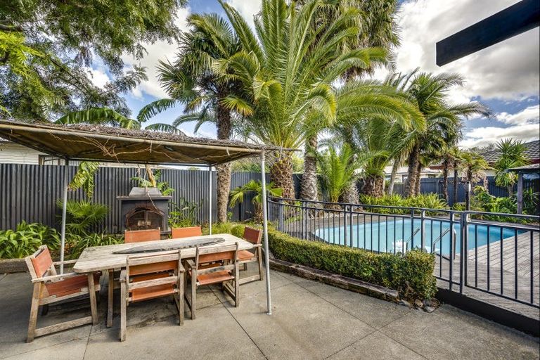 Photo of property in 62 Avenue Road, Greenmeadows, Napier, 4112