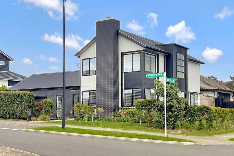 Photo of property in 3 Podgora Avenue, Kumeu, 0810