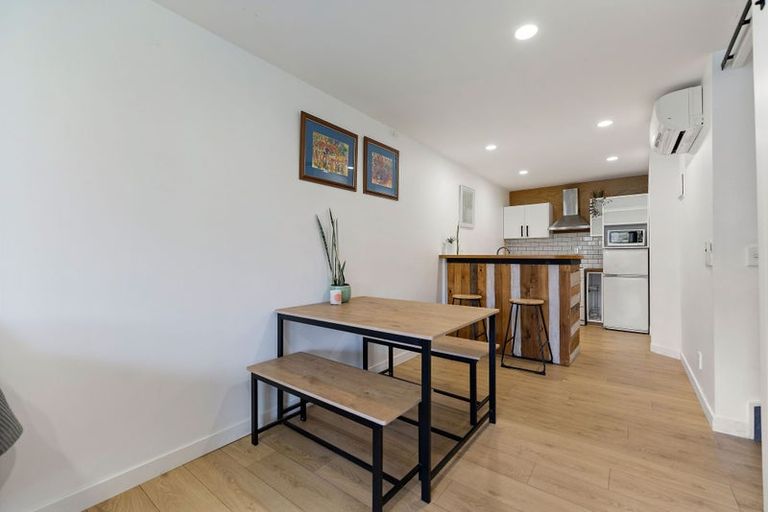 Photo of property in Goldridge Apartments, 2/43 Goldridge Way, Queenstown, 9300