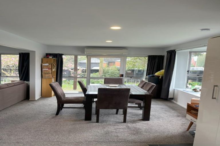 Photo of property in 71 Parkstone Avenue, Avonhead, Christchurch, 8042