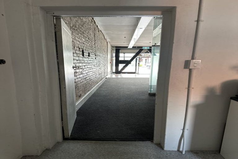 Photo of property in 3/143 Great South Road, Papakura, 2110