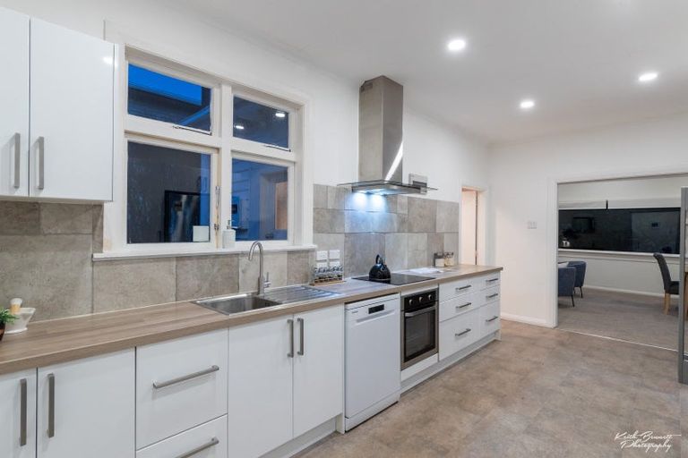 Photo of property in 38 Burgess Road, Johnsonville, Wellington, 6037