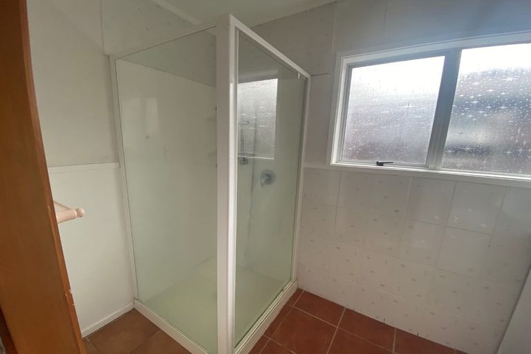 Photo of property in 2/51 Landscape Road, Papatoetoe, Auckland, 2025