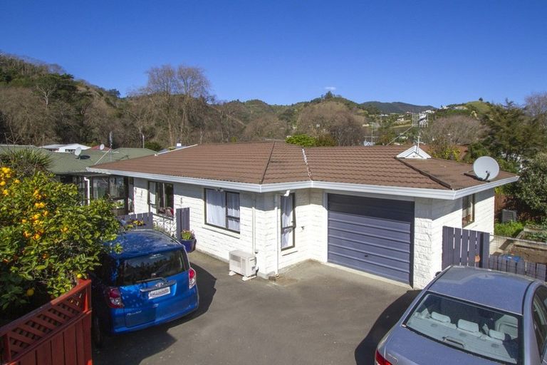 Photo of property in 2/248 Bridge Street, The Wood, Nelson, 7010