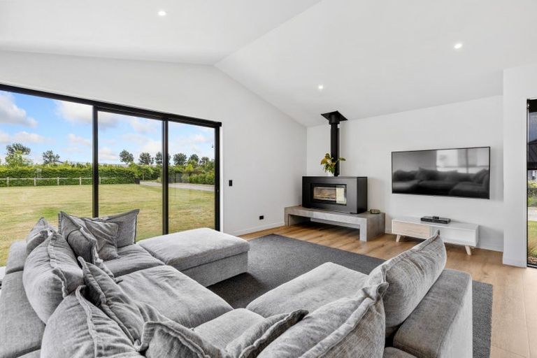 Photo of property in 97 Haymakers Crescent, Rolleston, 7614