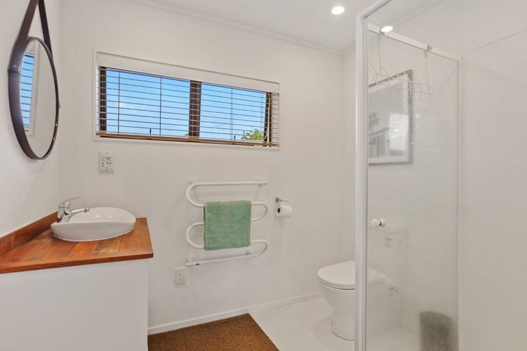 Photo of property in 126 Patiki Place, Whangamata, 3620