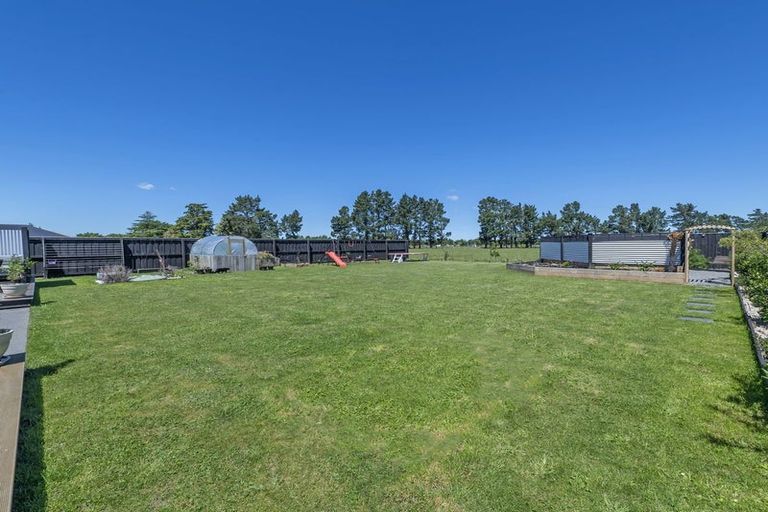 Photo of property in 13 Huntaway Lane, Dunsandel, 7682