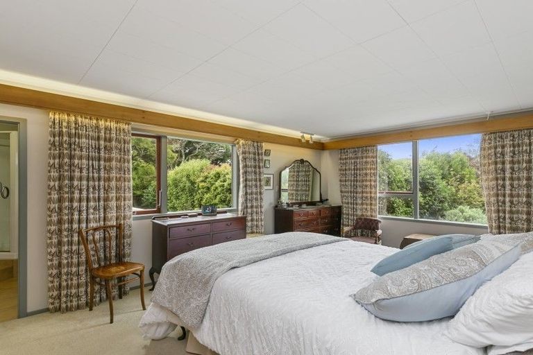 Photo of property in 146a Karori Road, Karori, Wellington, 6012