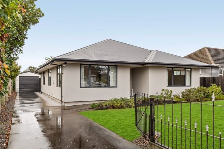 Photo of property in 241 Breezes Road, Aranui, Christchurch, 8061