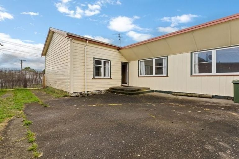 Photo of property in 93 Wilson Street, Hawera, 4610
