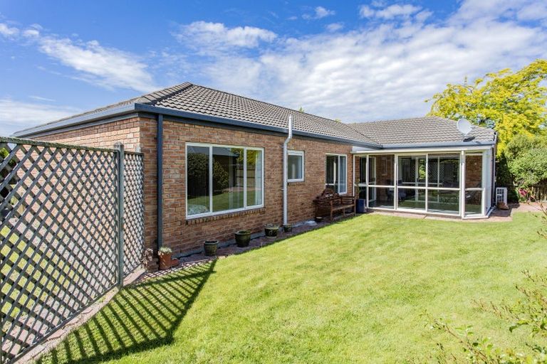 Photo of property in 2 Gerald Beattie Lane, Rangiora, 7400
