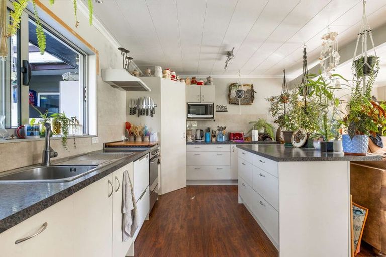 Photo of property in 87 Pigeon Valley Road, Wakefield, 7025