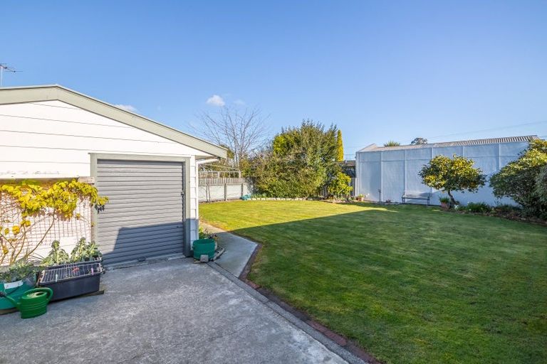 Photo of property in 73 Kempton Street, Greytown, 5712