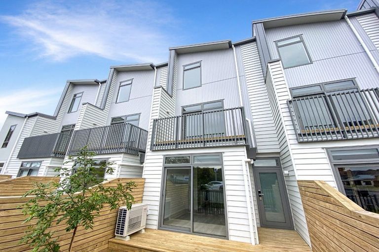 Photo of property in 588d Te Atatu Road, Te Atatu Peninsula, Auckland, 0610