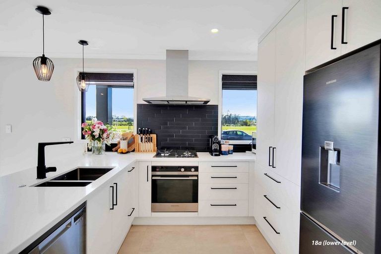 Photo of property in 18a Foreshore Lane, Karaka, Papakura, 2113