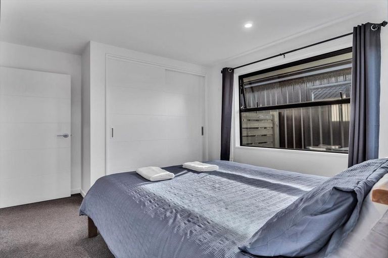 Photo of property in 215 Aubrey Road, Wanaka, 9305