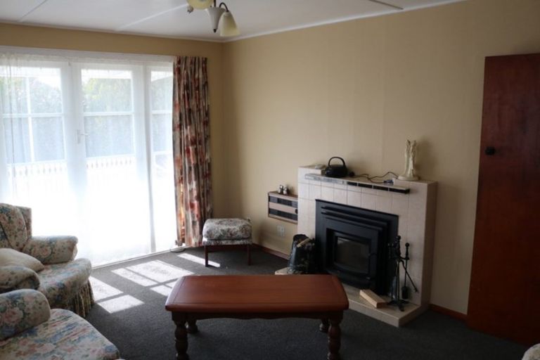 Photo of property in 8 Lincoln Place, Levin, 5510