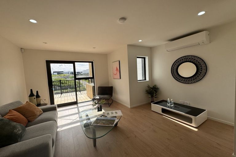 Photo of property in 3 Rakau Road, Hobsonville, Auckland, 0618