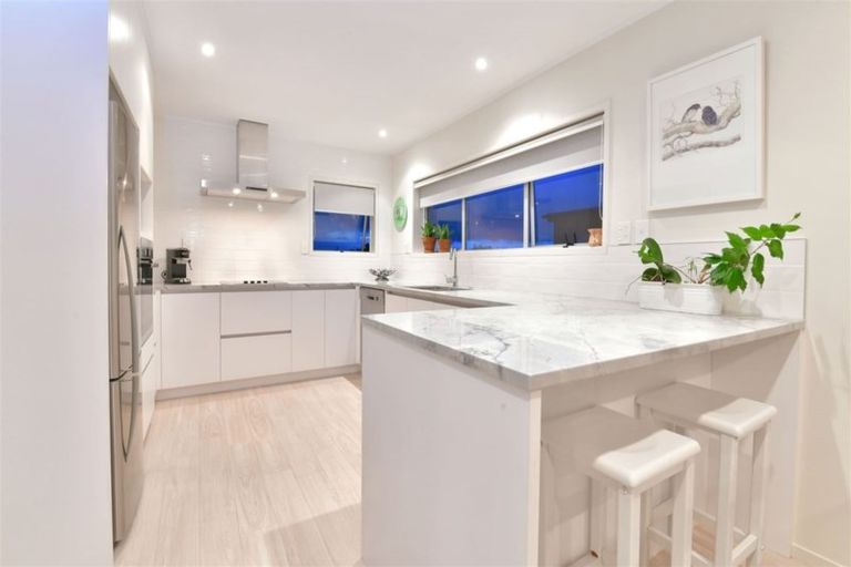 Photo of property in 3/252 Hibiscus Coast Highway, Orewa, 0931