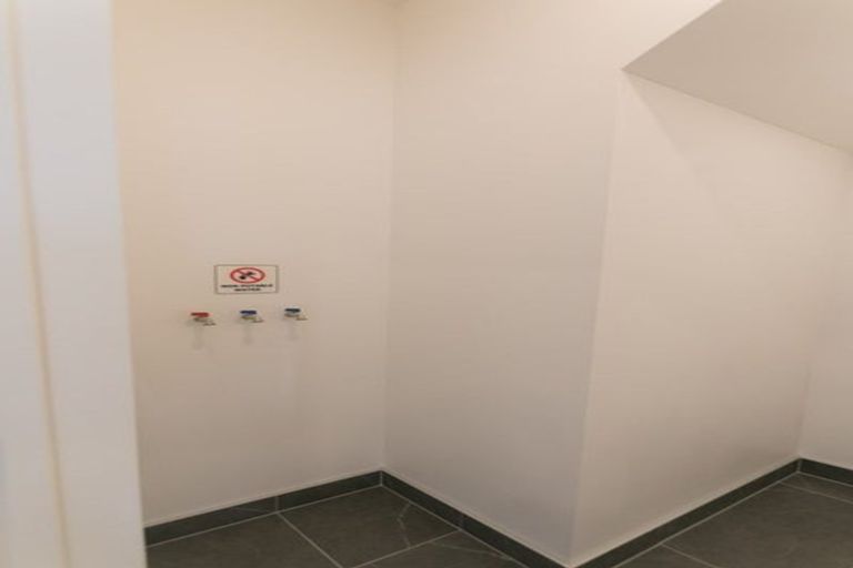 Photo of property in 9/27 Glenorchy Street, Glen Eden, Auckland, 0602