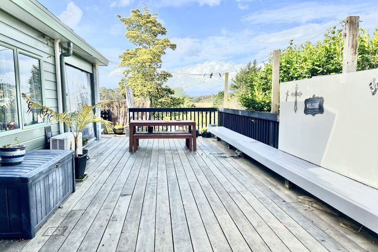 Photo of property in 1/3 Pelican Lane, Unsworth Heights, Auckland, 0632