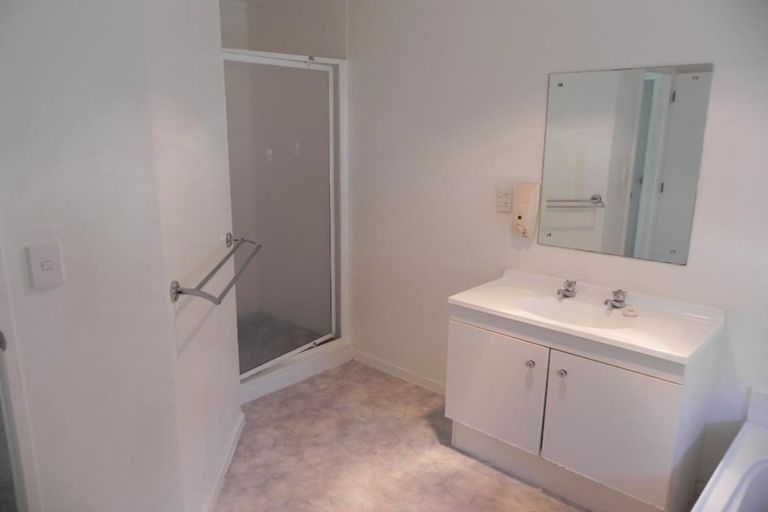 Photo of property in 12/3 Erewhon Place, Birkdale, Auckland, 0626