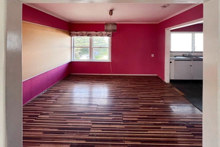 Photo of property in 164 Russell Road, Manurewa, Auckland, 2102