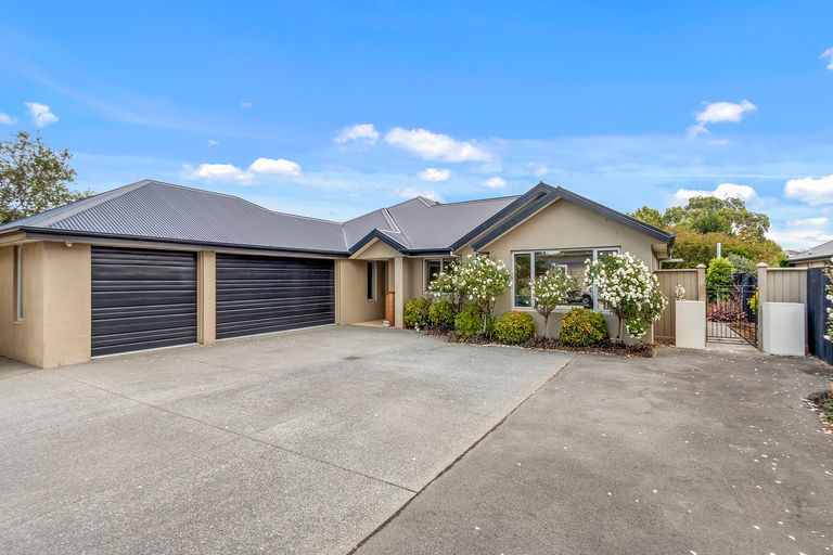 Photo of property in 7 Cairnbrae Drive, Prebbleton, 7604