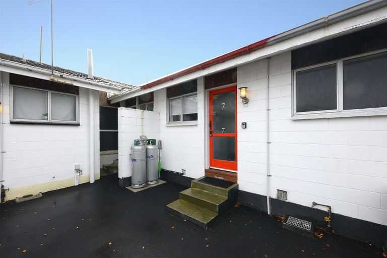 Photo of property in 7/137 Olliviers Road, Phillipstown, Christchurch, 8011