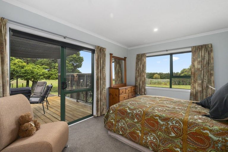 Photo of property in 69 Waipipi Wharf Road, Pollok, Waiuku, 2683