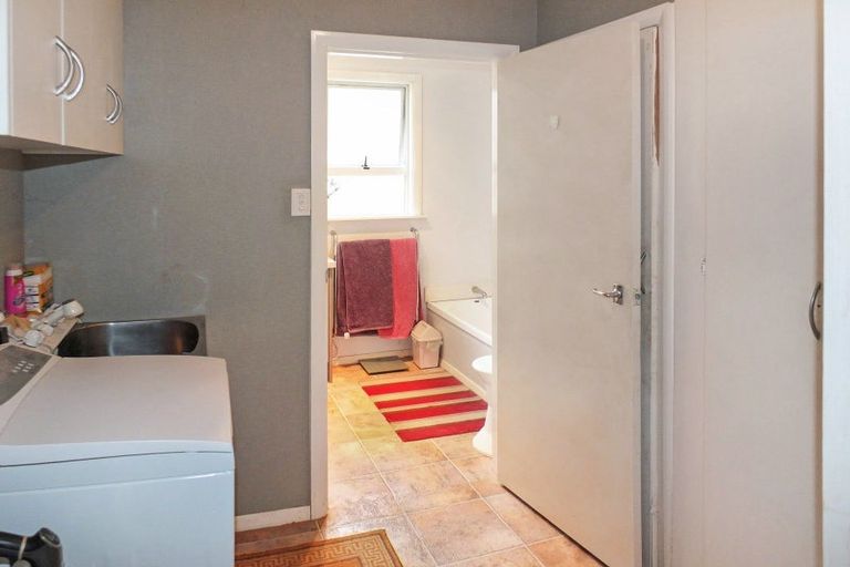 Photo of property in 14 Mack Street, Foxton Beach, Foxton, 4815