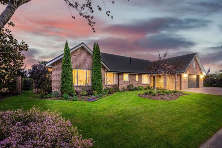 Photo of property in 70 Northwood Boulevard, Northwood, Christchurch, 8051