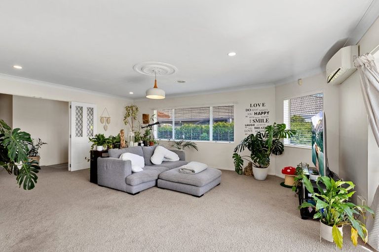 Photo of property in 10 Aldermen Avenue, Papamoa Beach, Papamoa, 3118
