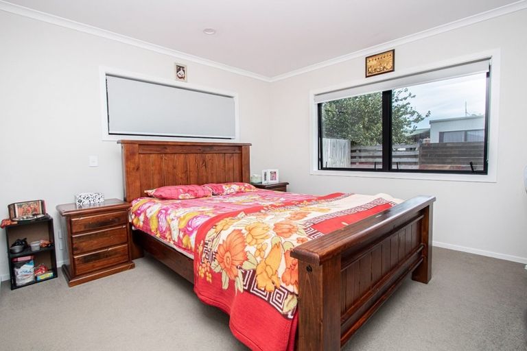 Photo of property in 9u2 Heath Street, Saint Andrews, Hamilton, 3200