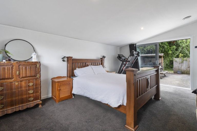 Photo of property in 36 Ross Street, Marton, 4710