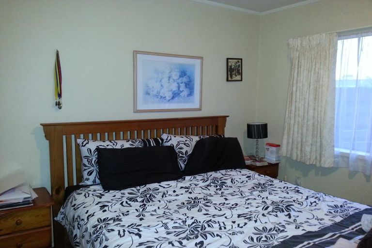 Photo of property in 1/18 Kentigern Close, Pakuranga, Auckland, 2010