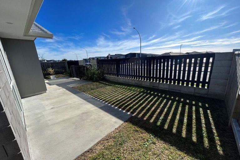 Photo of property in 7 Anchor Crescent, Papamoa, 3118