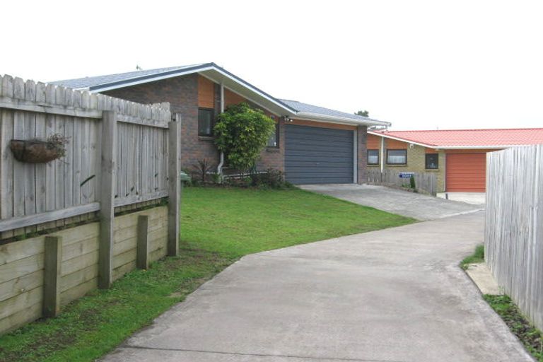 Photo of property in 20 Muriel Place, Ranui, Auckland, 0612