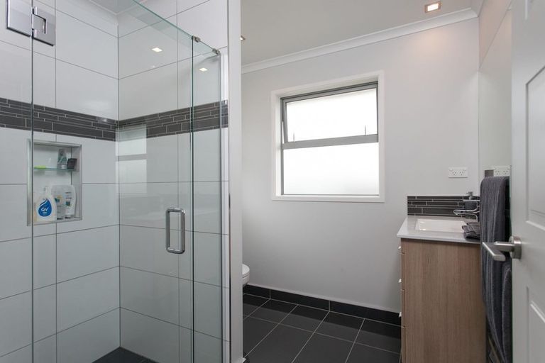 Photo of property in 11b Isobel Hodgson Drive, Cambridge, 3434