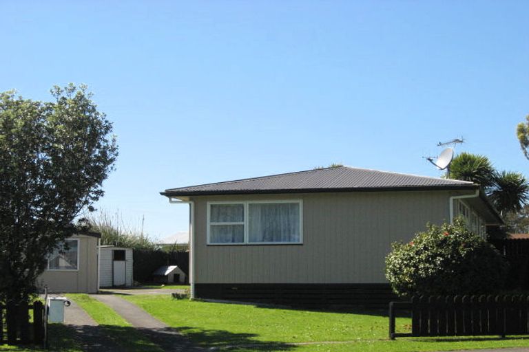 Photo of property in 2 Penman Place, Huntly, 3700