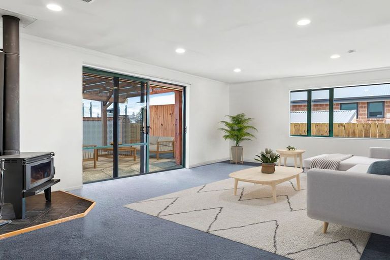 Photo of property in 21 Lakeland Avenue, Twizel, 7901