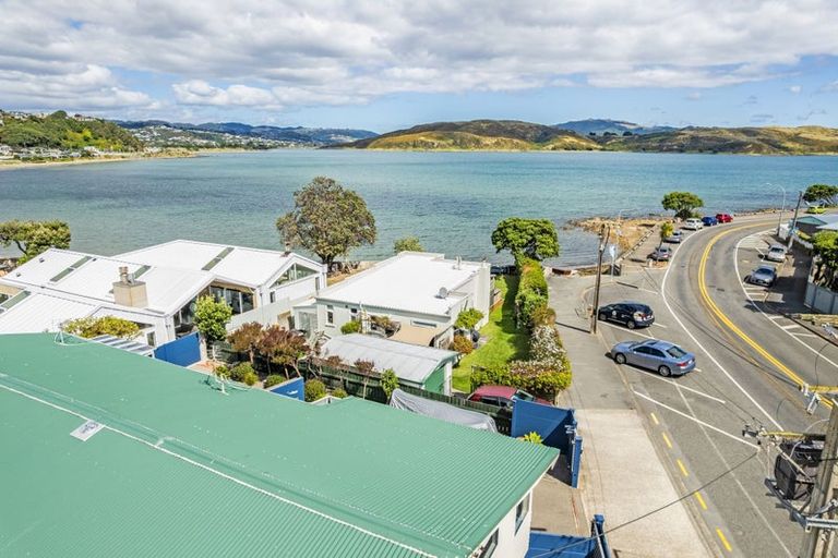 Photo of property in 5 Beach Road, Plimmerton, Porirua, 5026