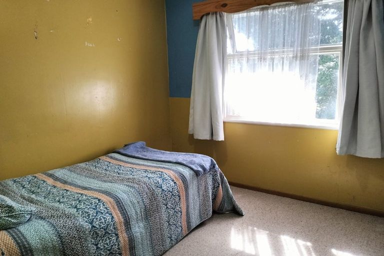 Photo of property in 30 Mark Avenue, Paparangi, Wellington, 6037