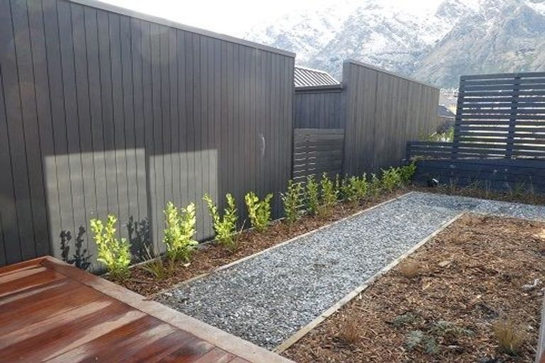 Photo of property in 5 Kokako Lane, Jacks Point, Queenstown, 9371