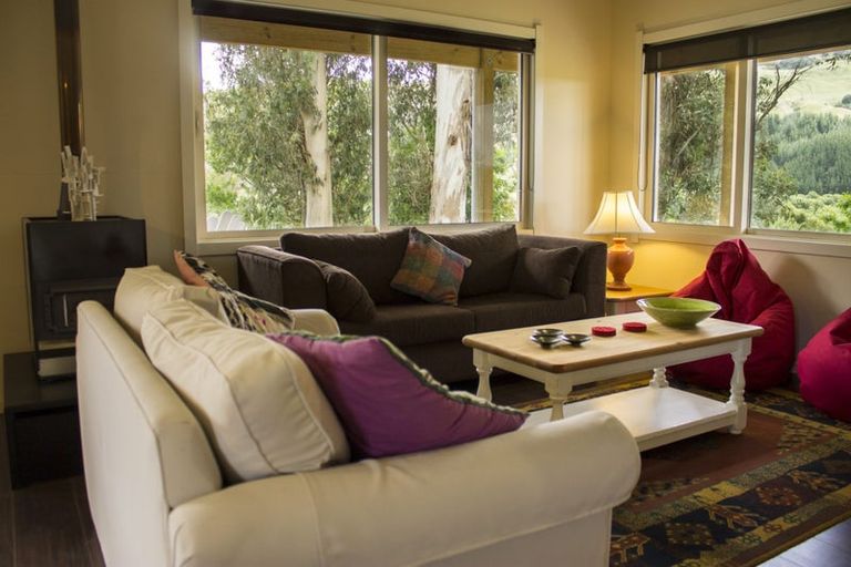 Photo of property in 211 Rochfort Road, Kahuranaki, Havelock North, 4295