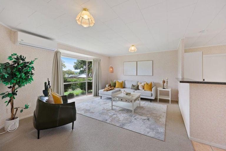 Photo of property in 22 Harvest Drive, Henderson, Auckland, 0612