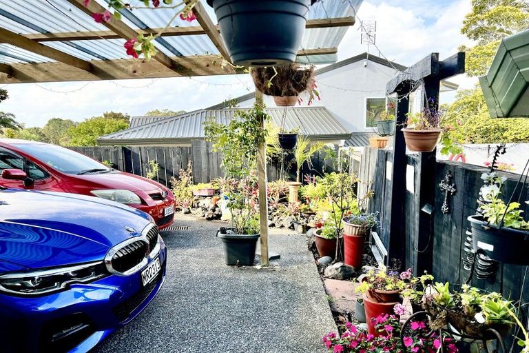 Photo of property in 1/3 Pelican Lane, Unsworth Heights, Auckland, 0632