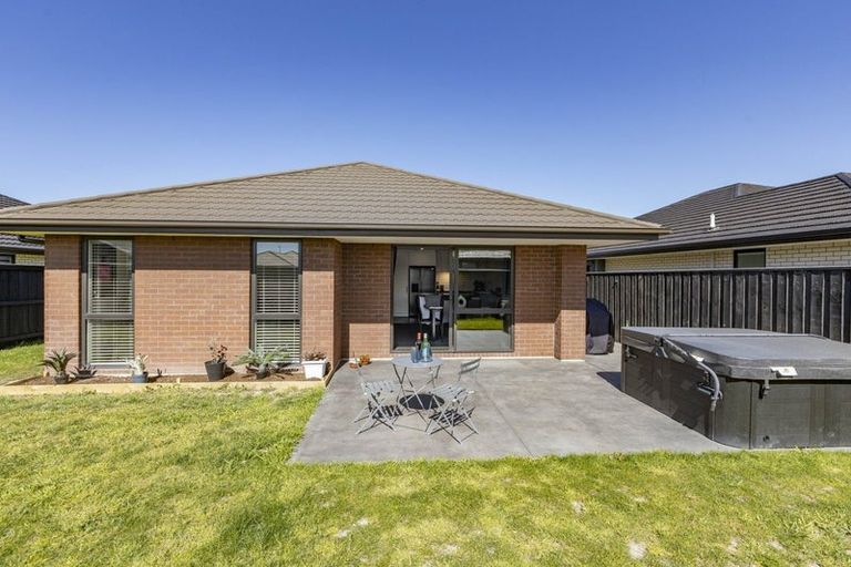 Photo of property in 3 Fairhall Street, Rolleston, 7615