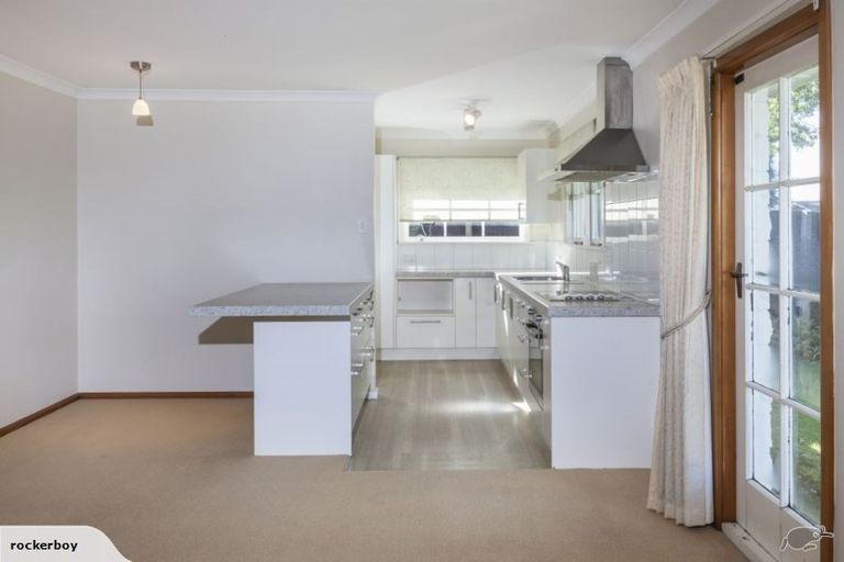 Photo of property in 306 Avonhead Road, Avonhead, Christchurch, 8042